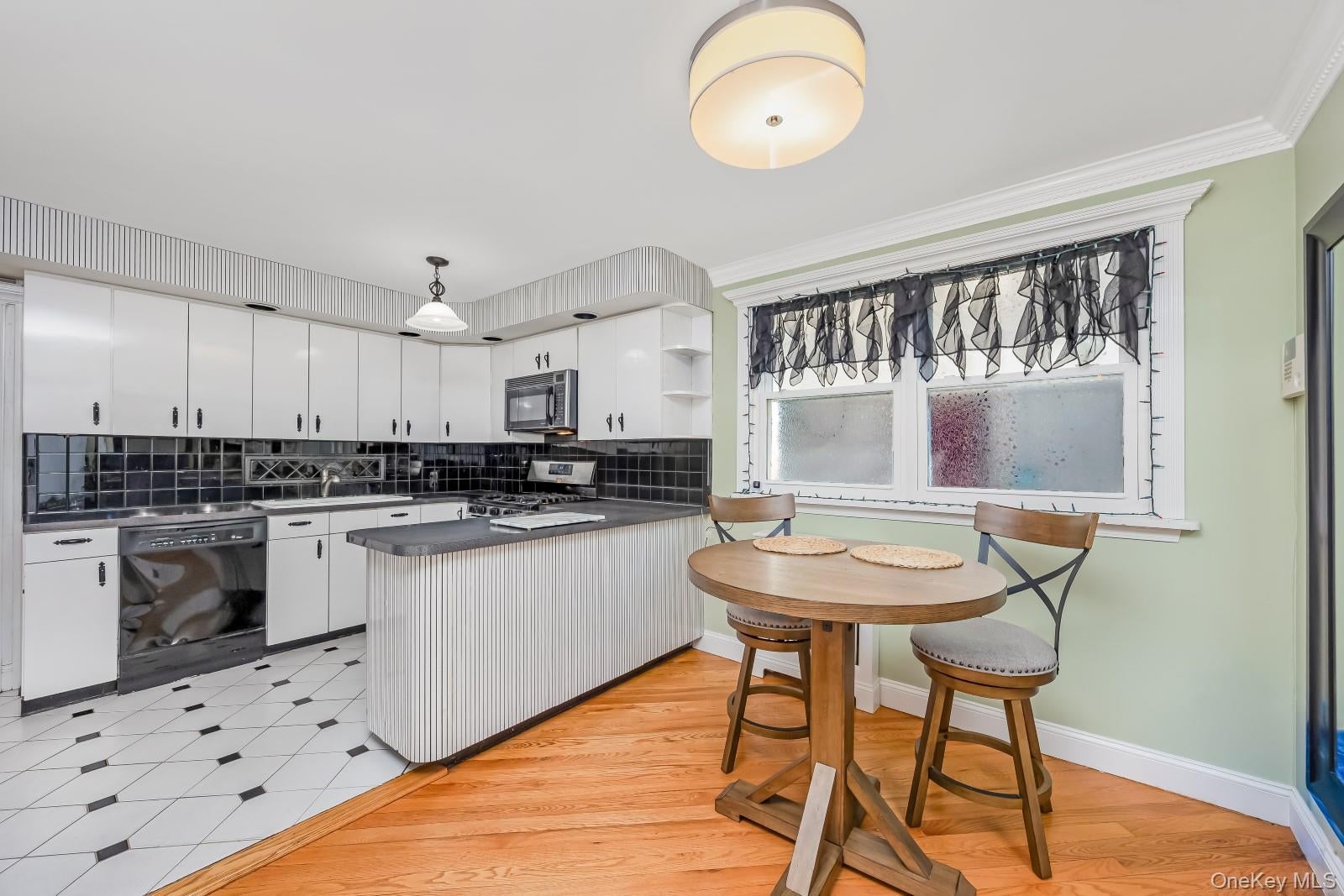 56 23 61st, Maspeth, NY 11378 photo