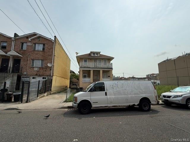 216 Beach 31 St, Far Rockaway, NY 11691 photo