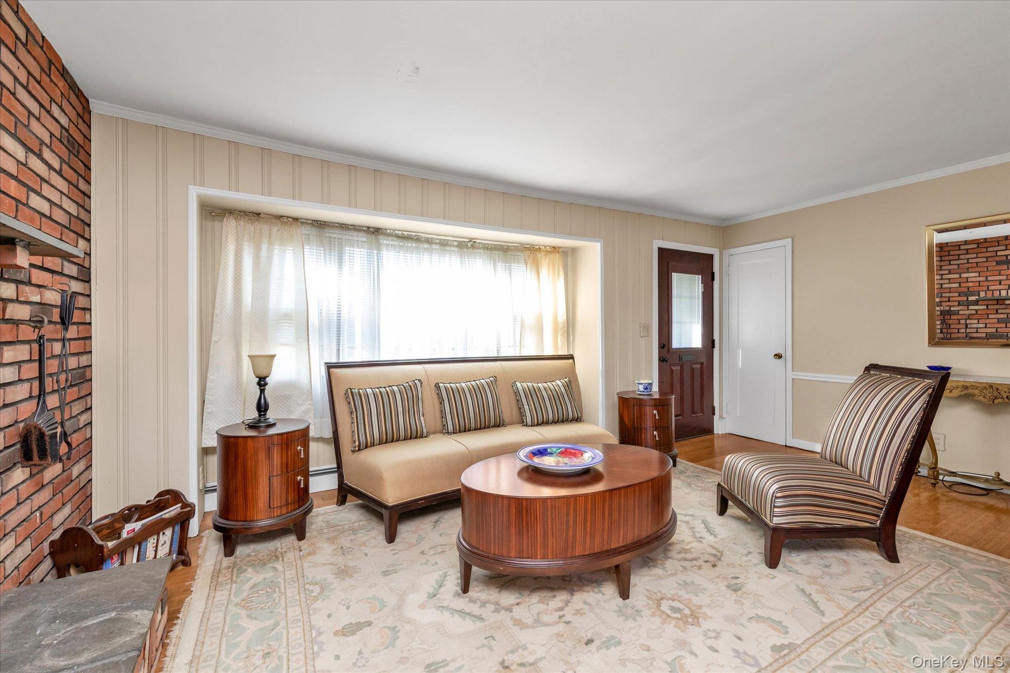 77 Horton Ave, Valley Stream, NY 11581 photo