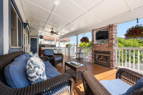 Single Family Residence in Long Beach NY 103 Connecticut Avenue 24.jpg