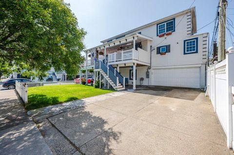 Single Family Residence in Long Beach NY 103 Connecticut Avenue 32.jpg