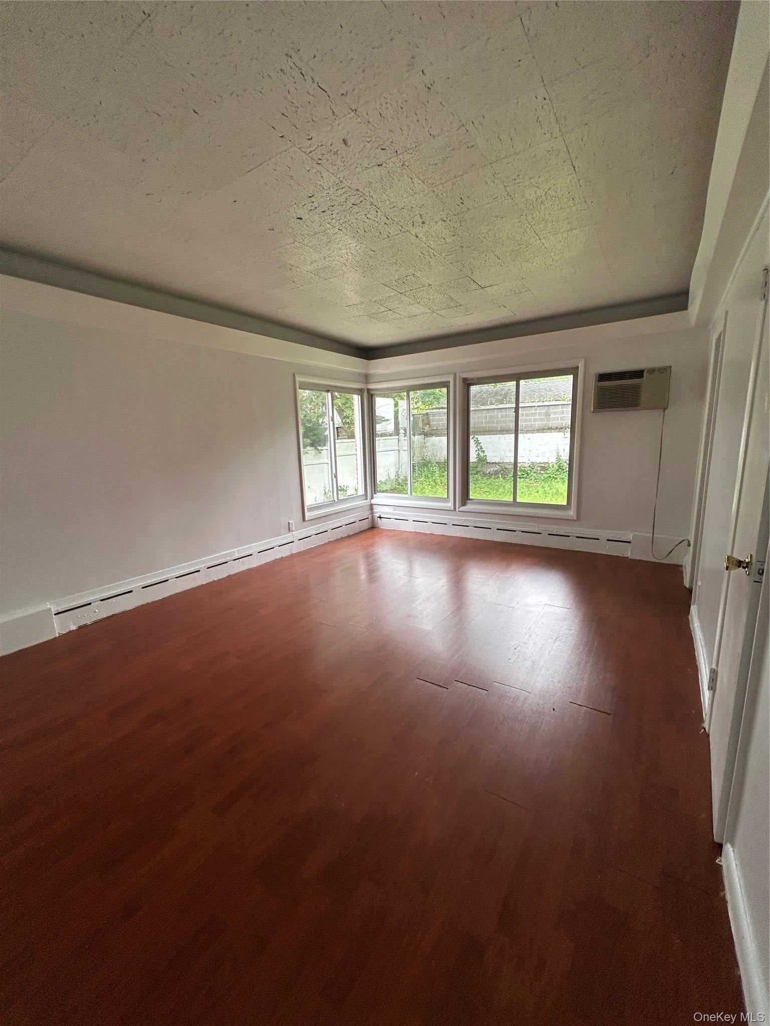 141 Sterling Ave, Yonkers, NY 10704 photo