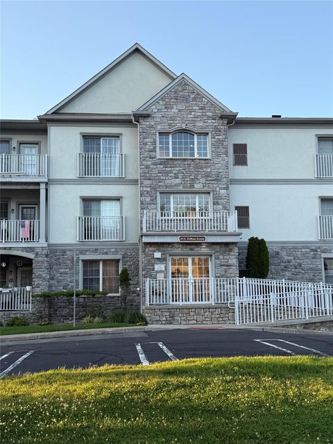 Condominium in Suffern NY 26 N De Baun Avenue #303.jpg