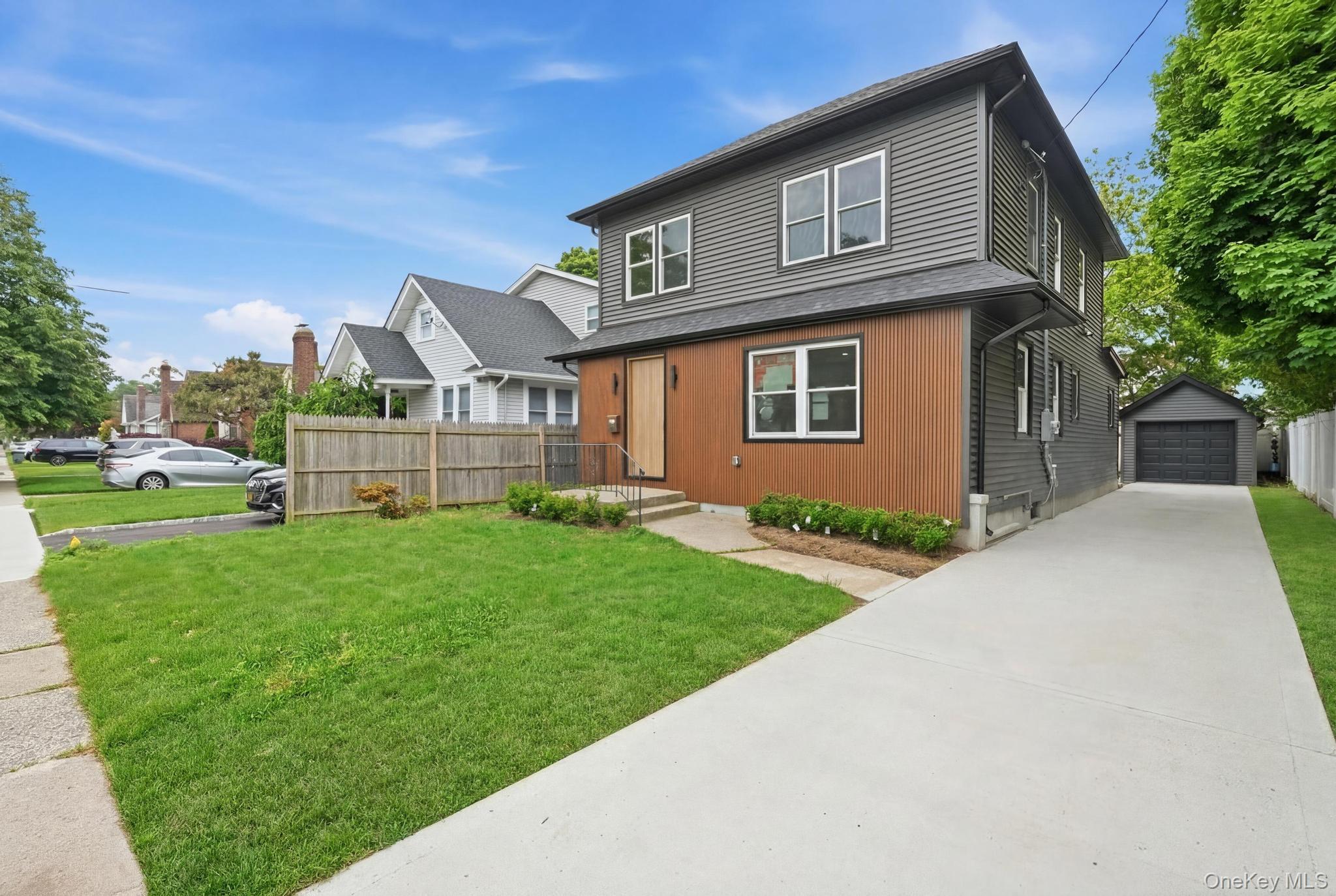 2532 Washington Ave, Oceanside, NY 11572 photo