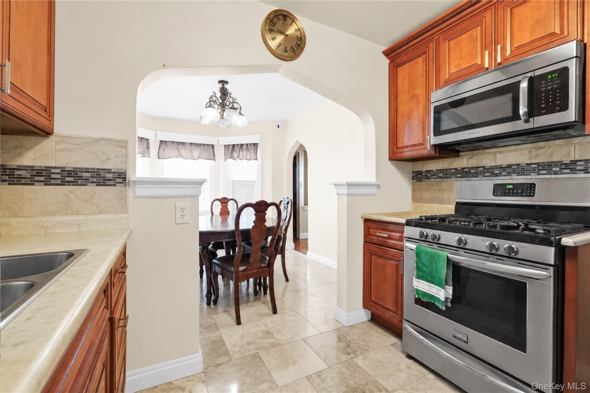 12114 Grayson St, Springfield Gardens, NY 11413 photo