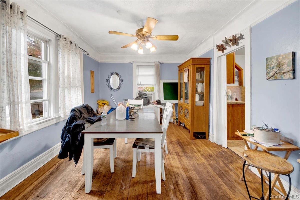 2849 E 195th St, Bronx, NY 10461 photo