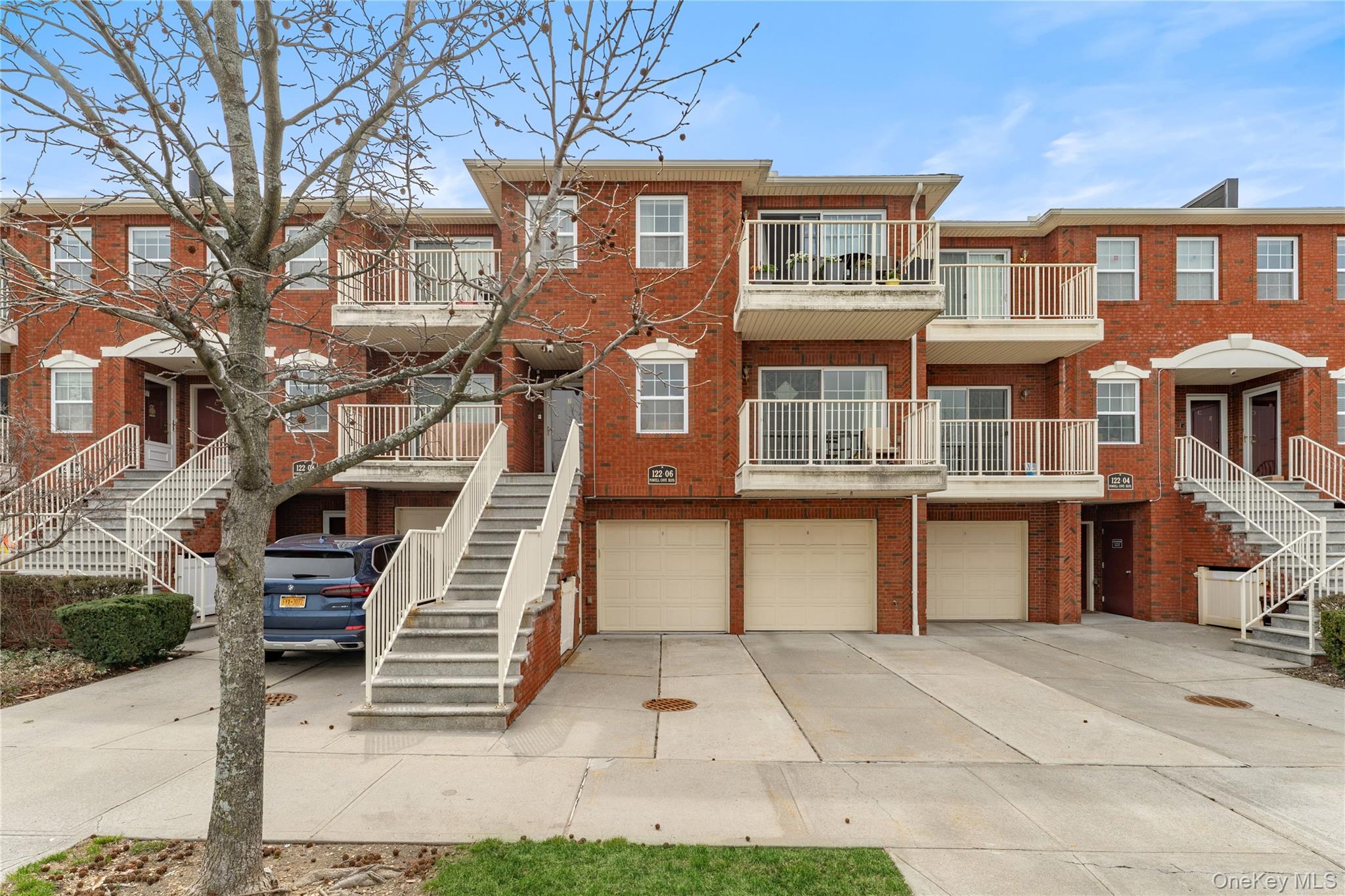 12206 Powells Cove Blvd, College Point, NY 11356