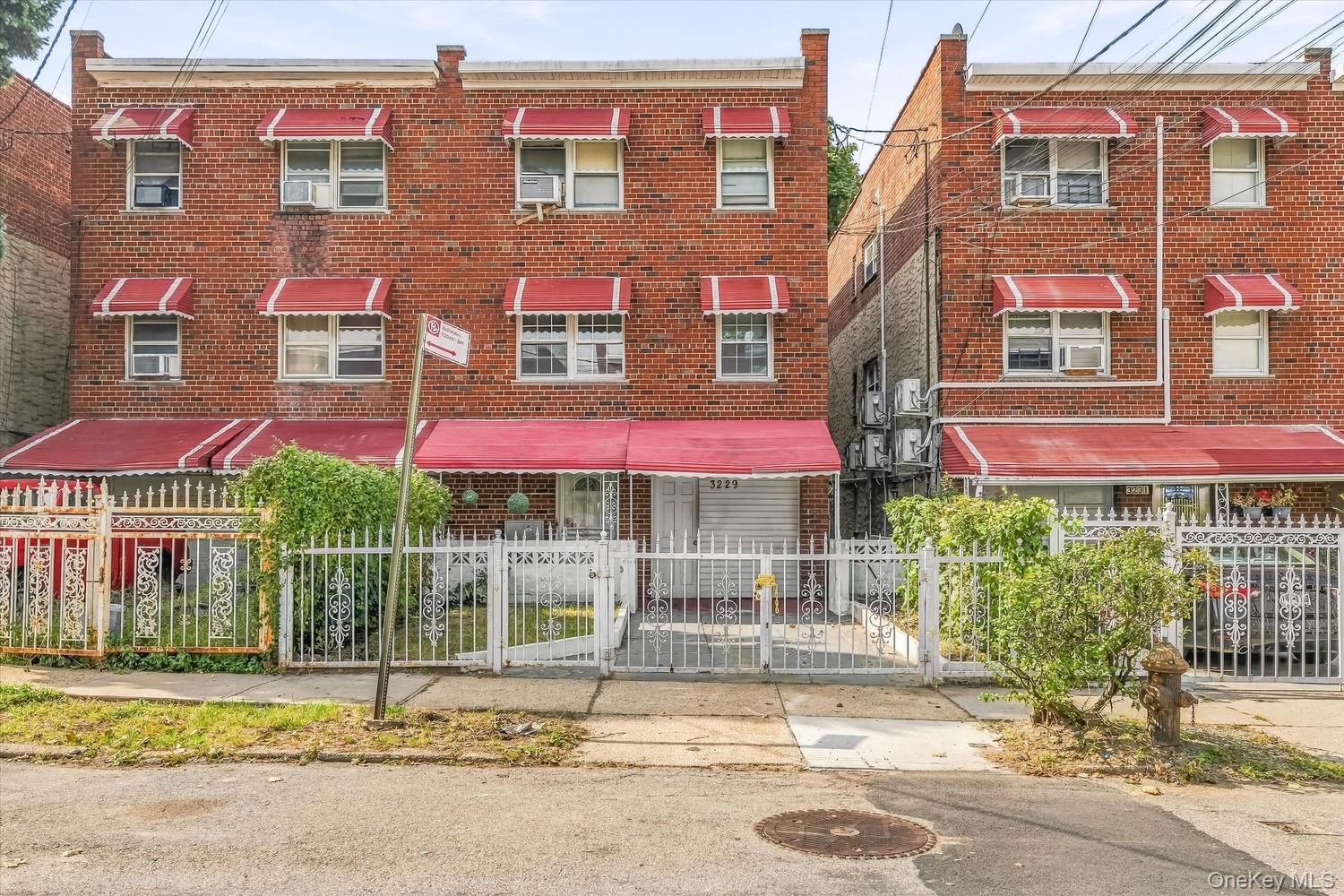 3229 Lurting Ave, Bronx, NY 10469