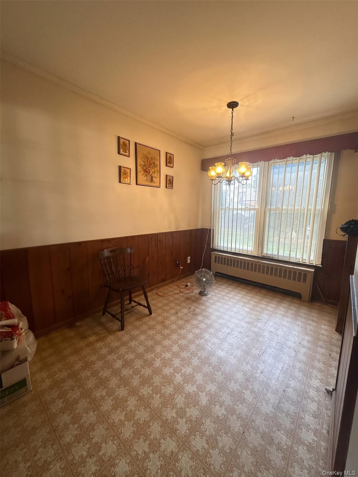 124 Westwood Rd, Massapequa Park, NY 11762 photo