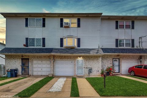 Single Family Residence in Staten Island NY 27 grandview avenue Ave.jpg