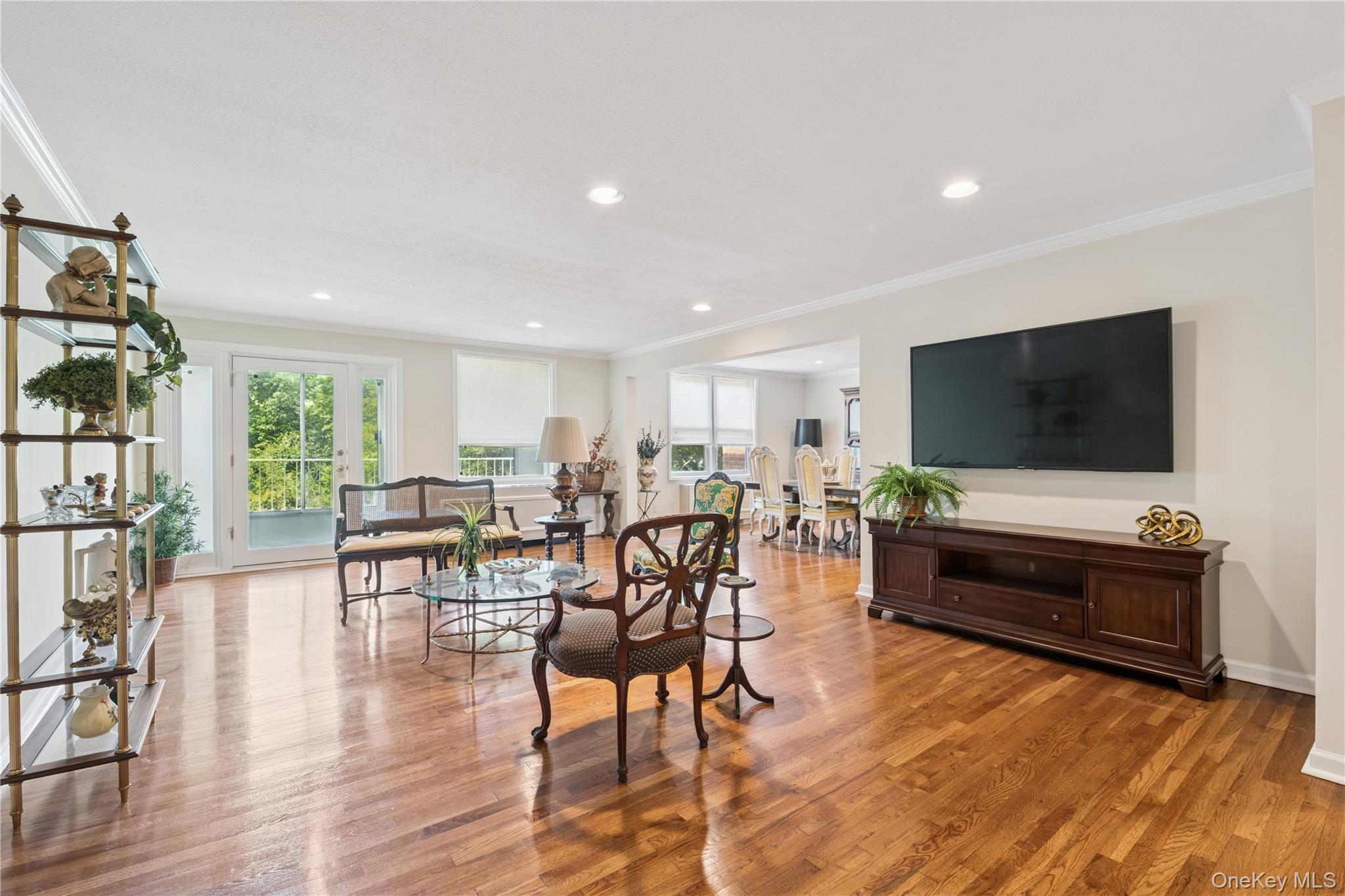 1390 Broadway 118, Hewlett, NY 11557 photo