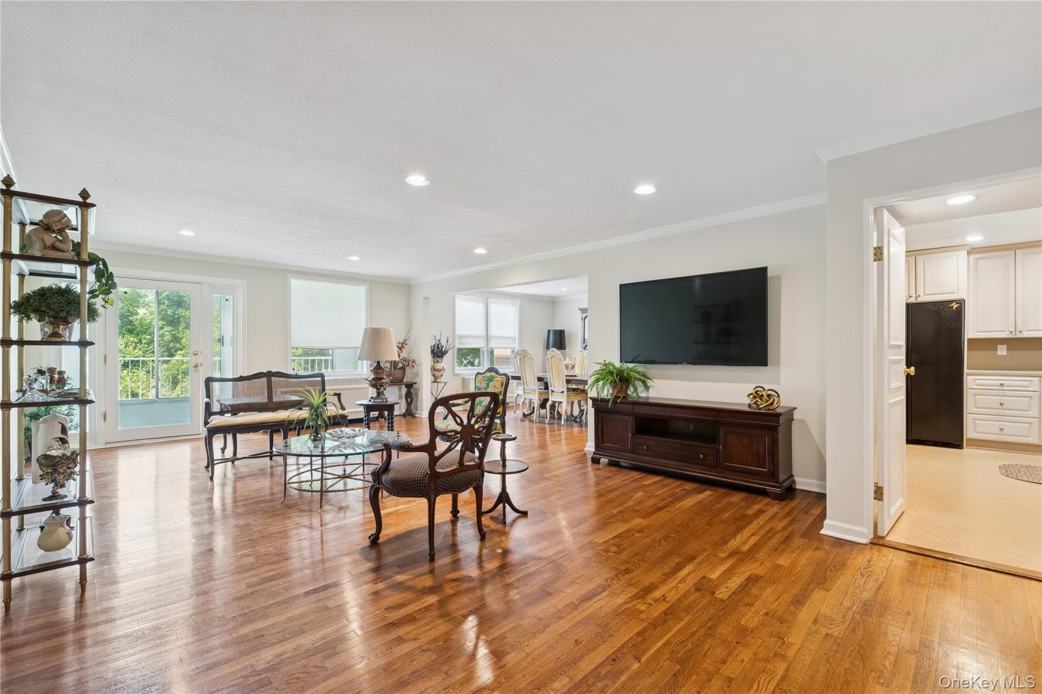 1390 Broadway 118, Hewlett, NY 11557 photo