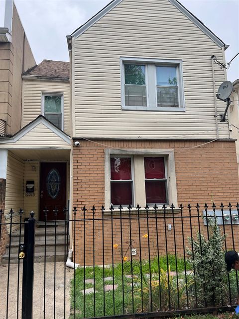 Duplex in Jamaica NY 160-15 108 Avenue.jpg