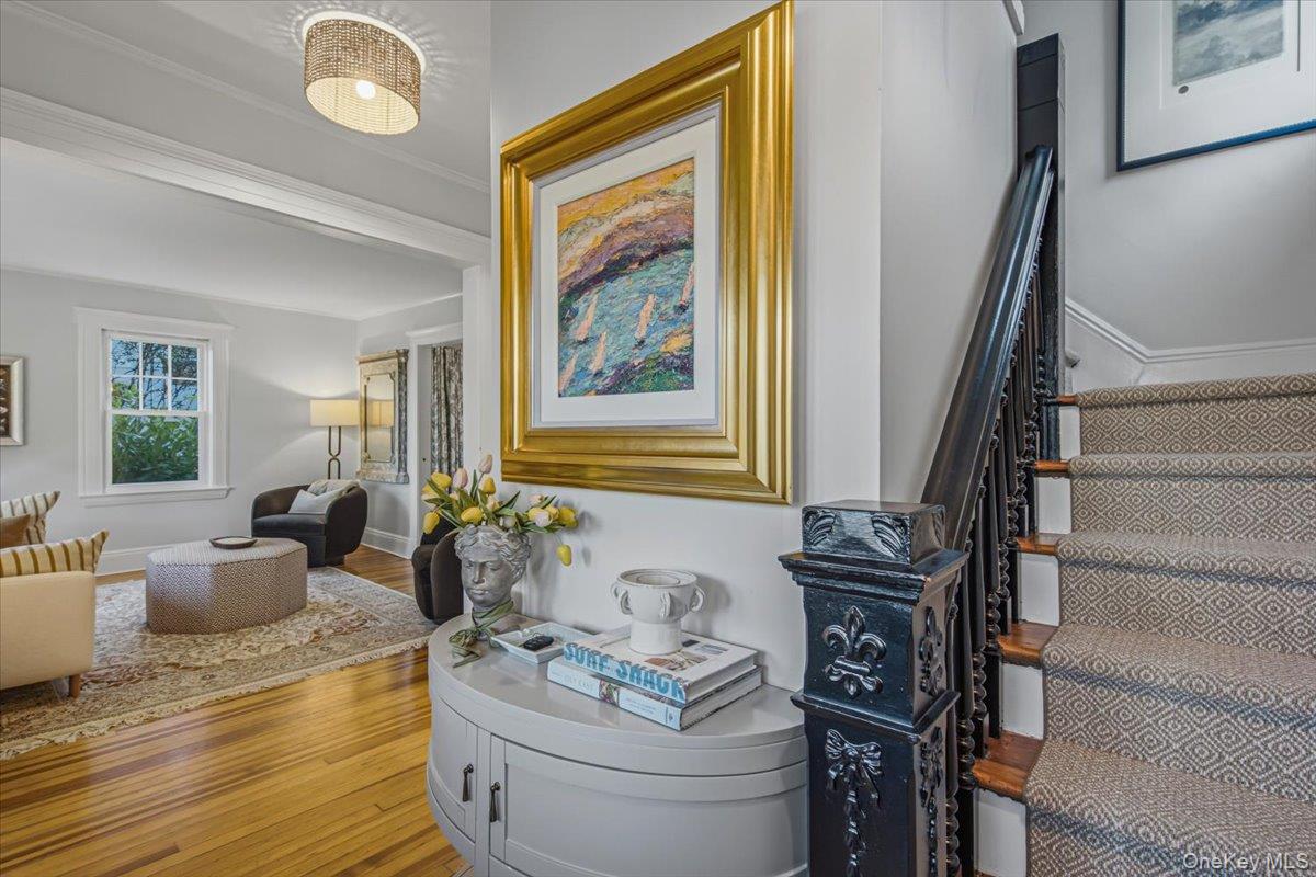 92 Webster Ave, Port Washington, NY 11050 photo
