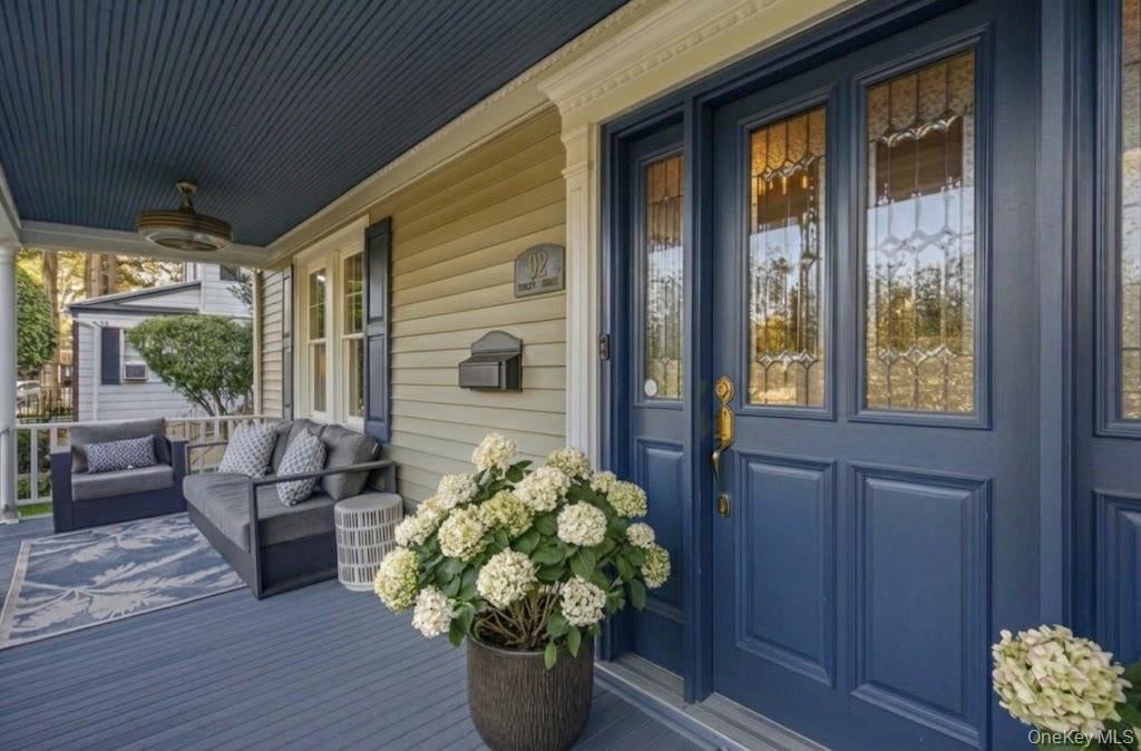 92 Webster Ave, Port Washington, NY 11050 photo