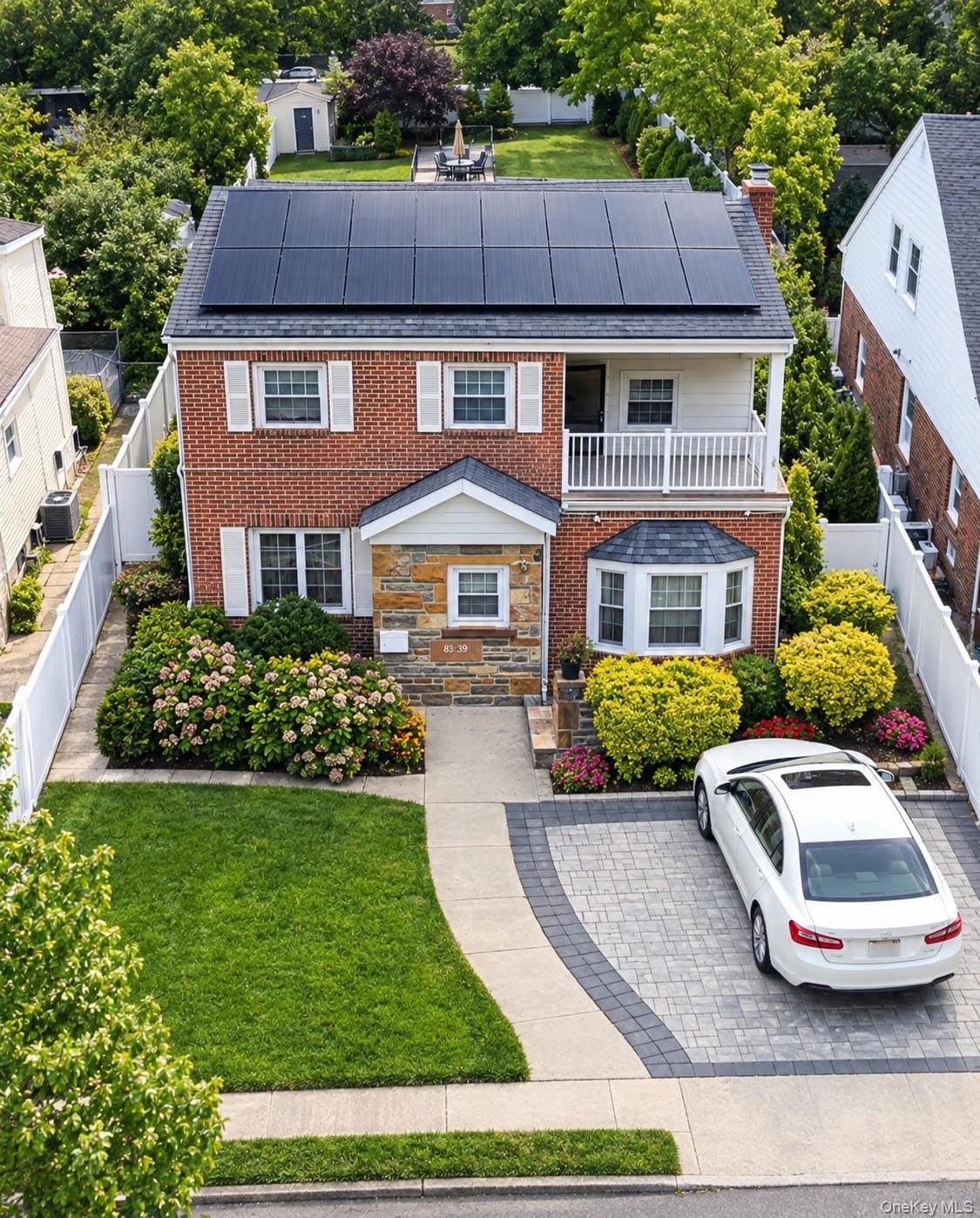 8339 252nd St, Bellerose, NY 11426
