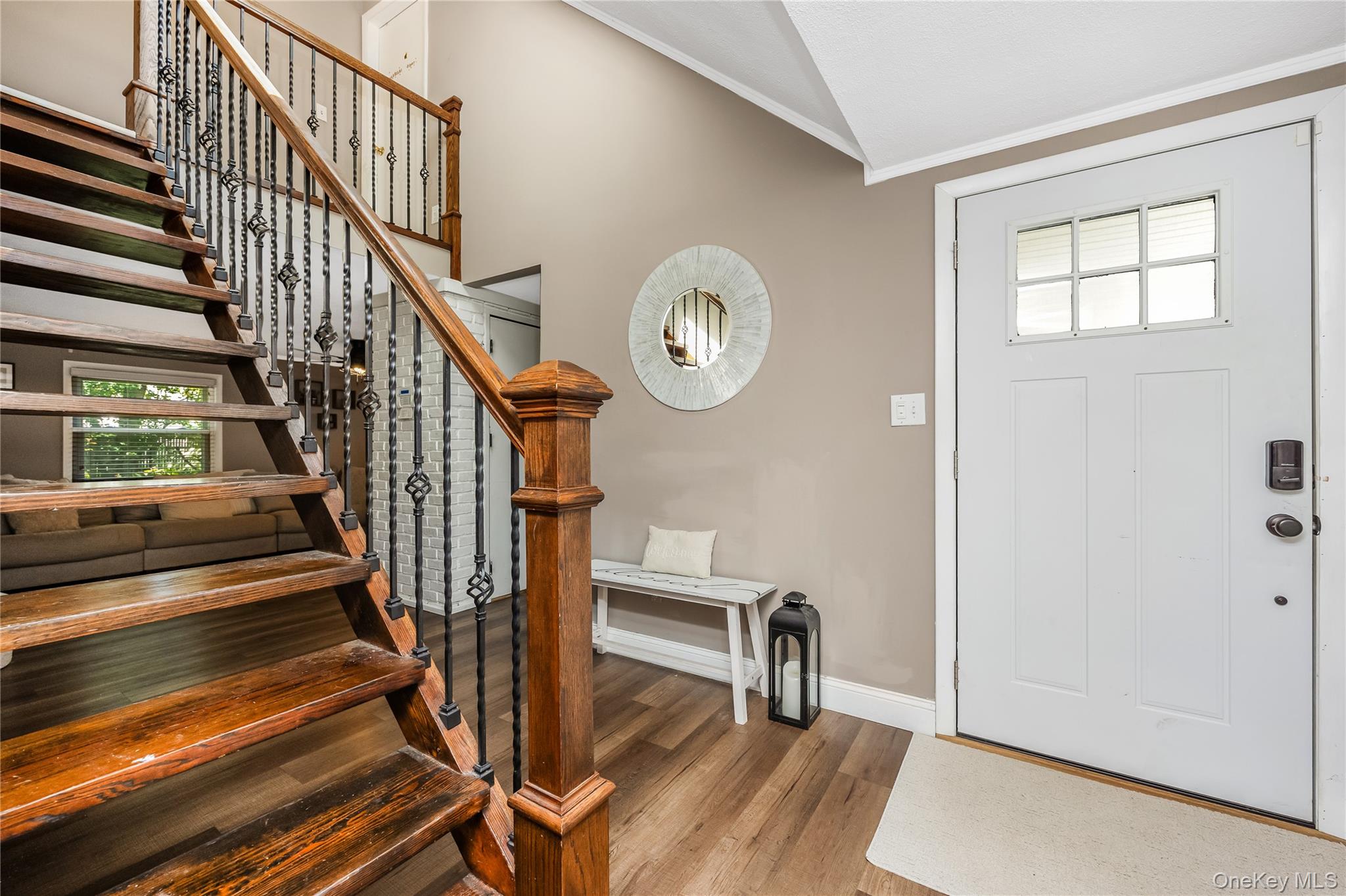 23 Lakeside Dr, Ronkonkoma, NY 11779 photo