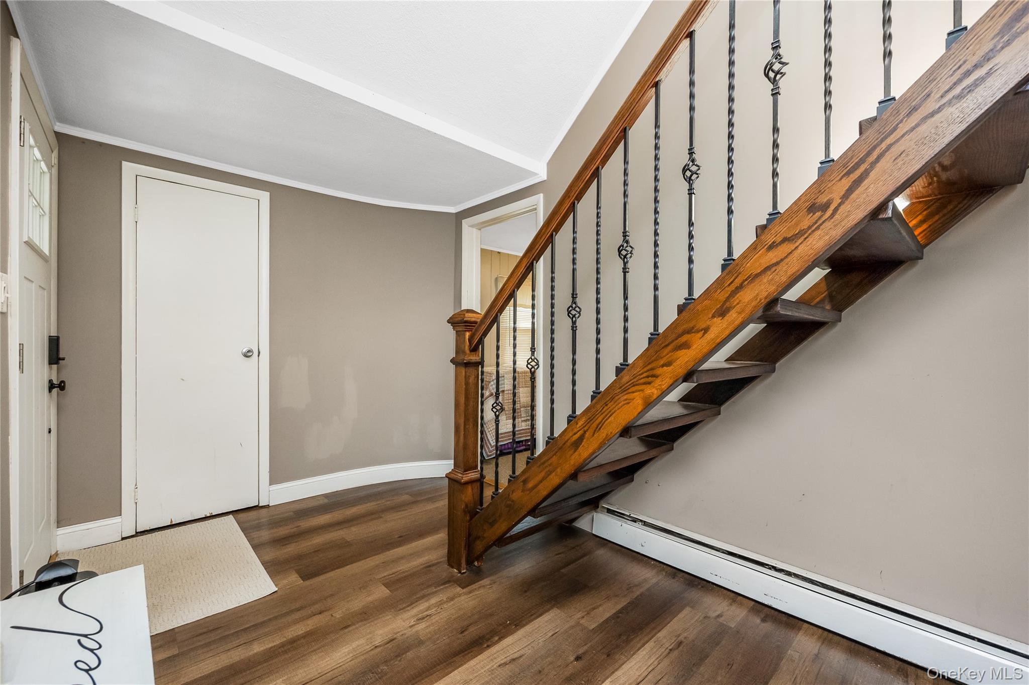 23 Lakeside Dr, Ronkonkoma, NY 11779 photo