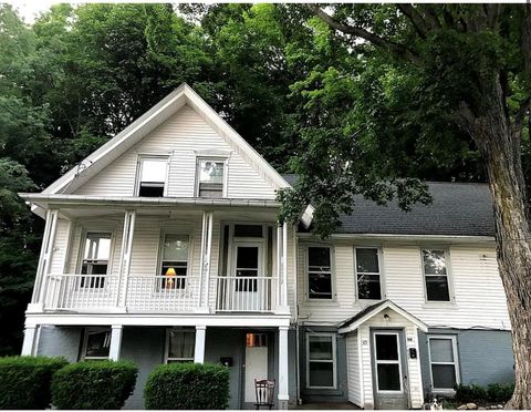 Triplex in Other NY 40 A Lambert, Fredonia Ave.jpg