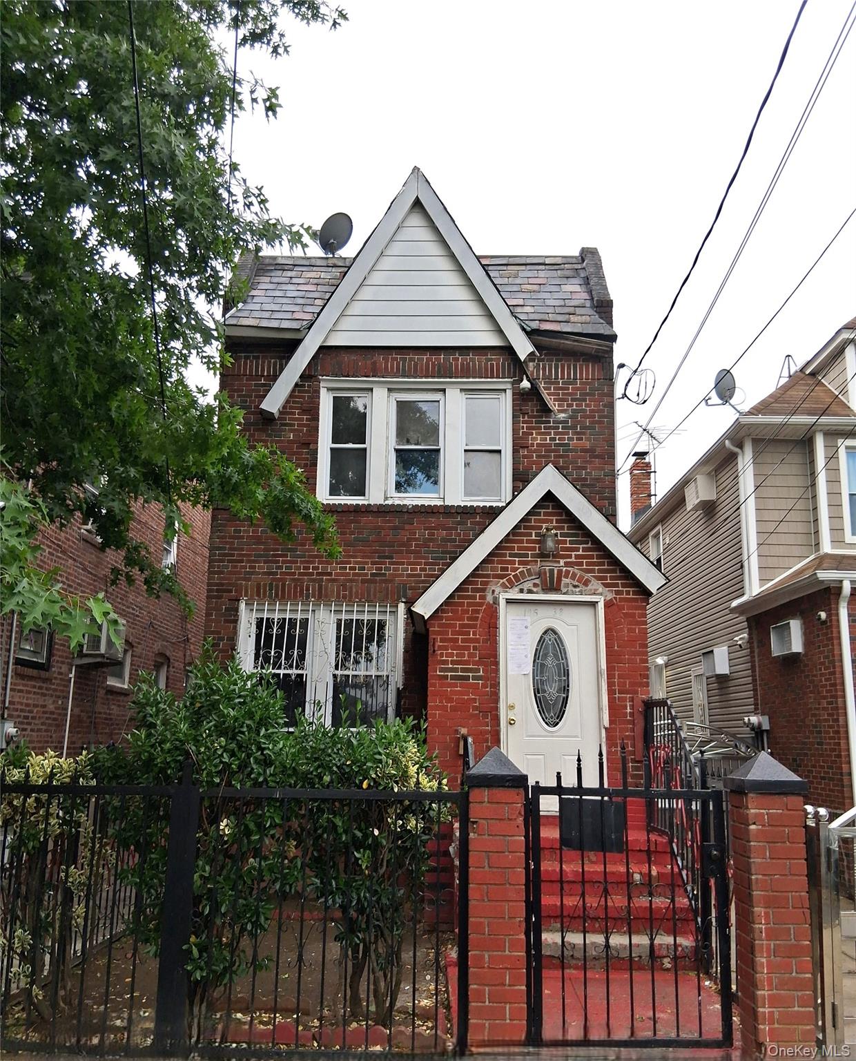 115 38 127th St, South Ozone Park, NY 11420