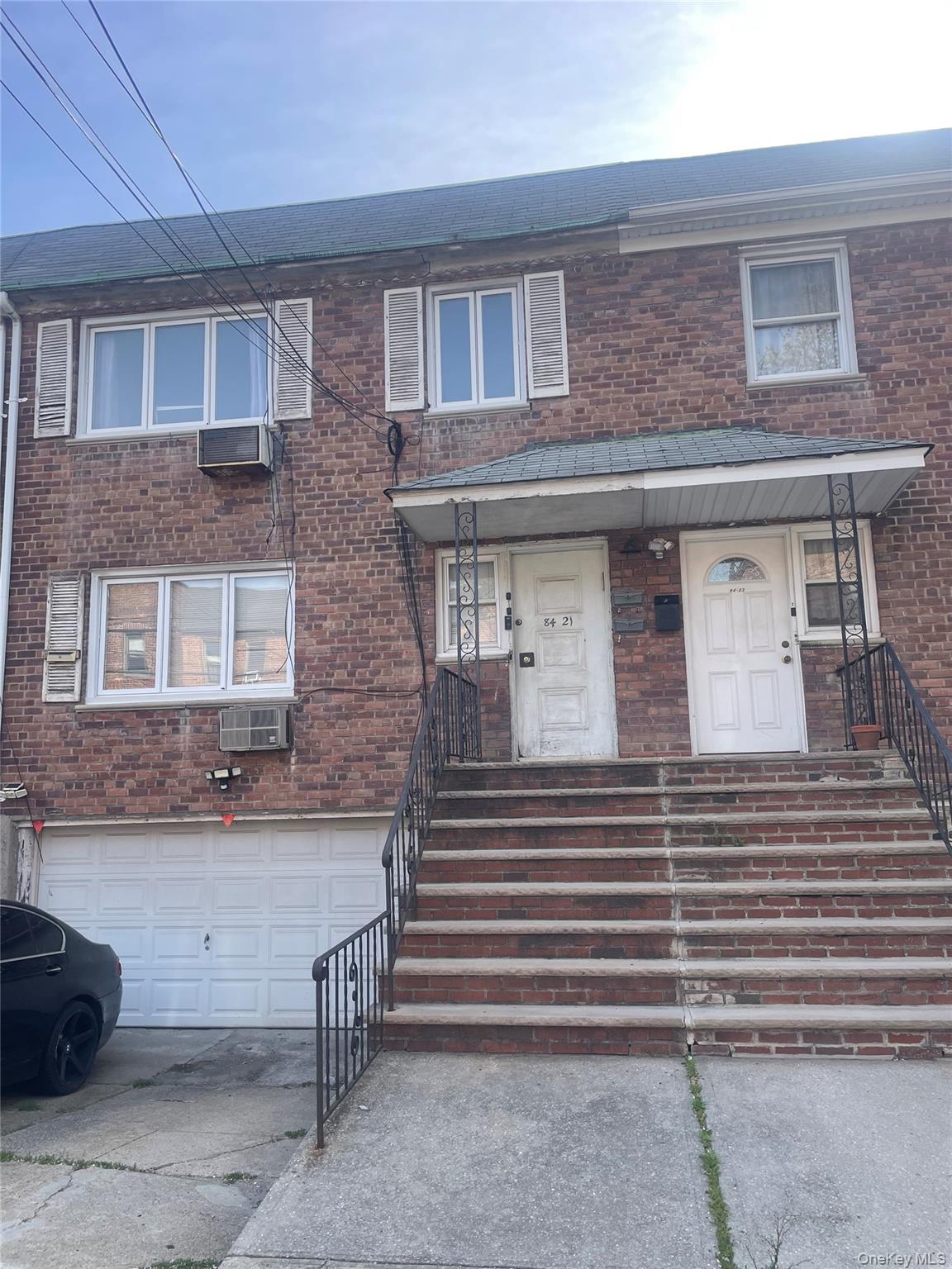 84 21 126th St, Kew Gardens, NY 11415 photo