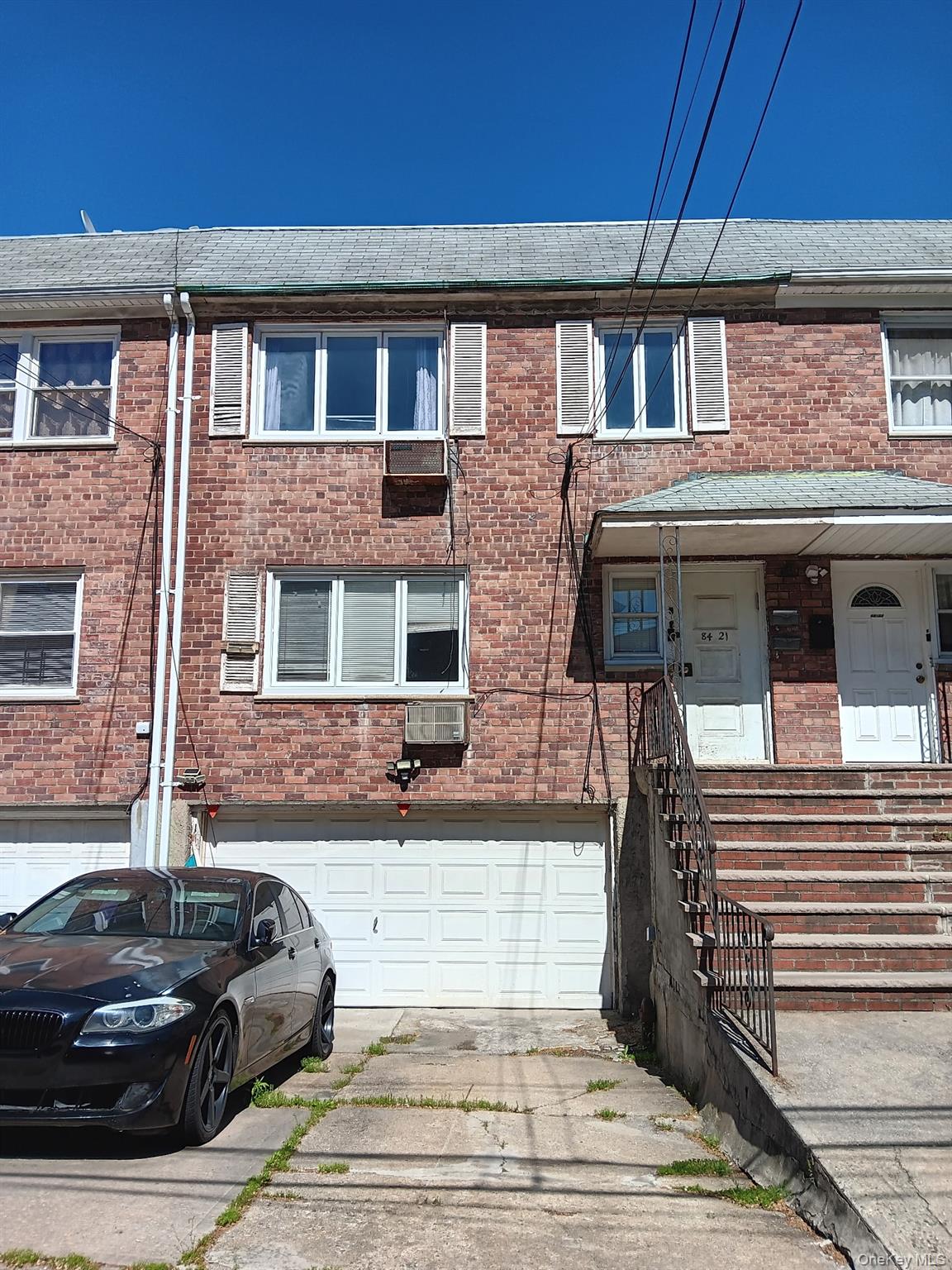 84 21 126th St, Kew Gardens, NY 11415