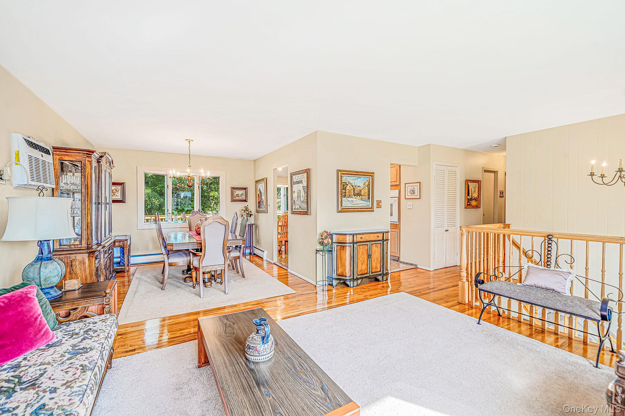251 Manhasset St, Islip Terrace, NY 11752 photo