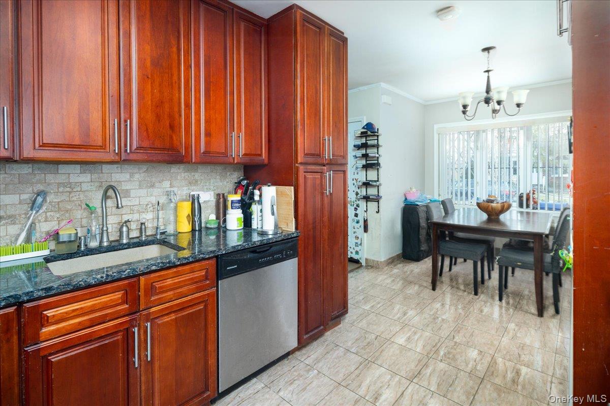 4724 168th St, Flushing, NY 11358 photo