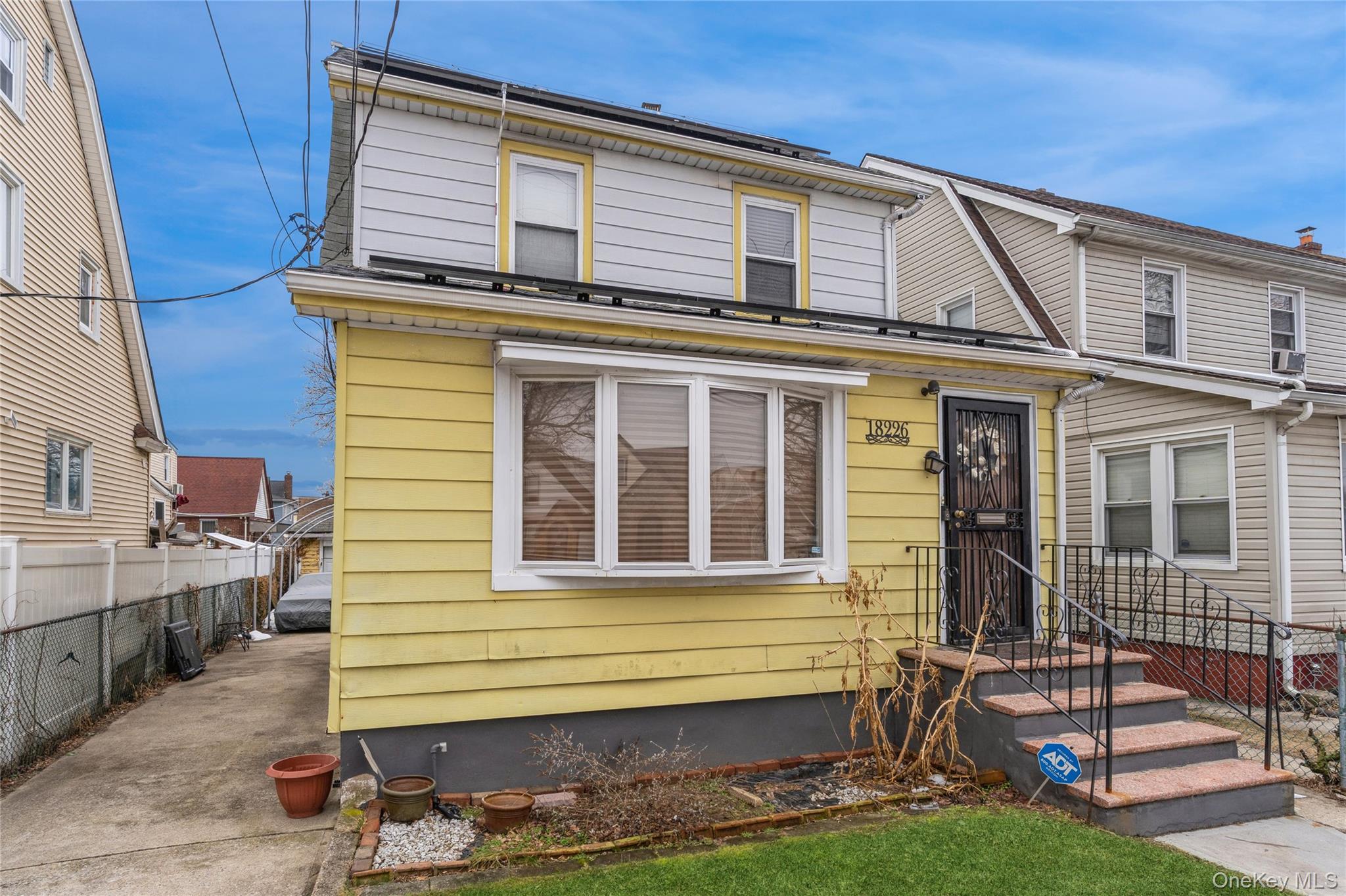 182 26 143rd Ave, Springfield Gardens, NY 11413 photo