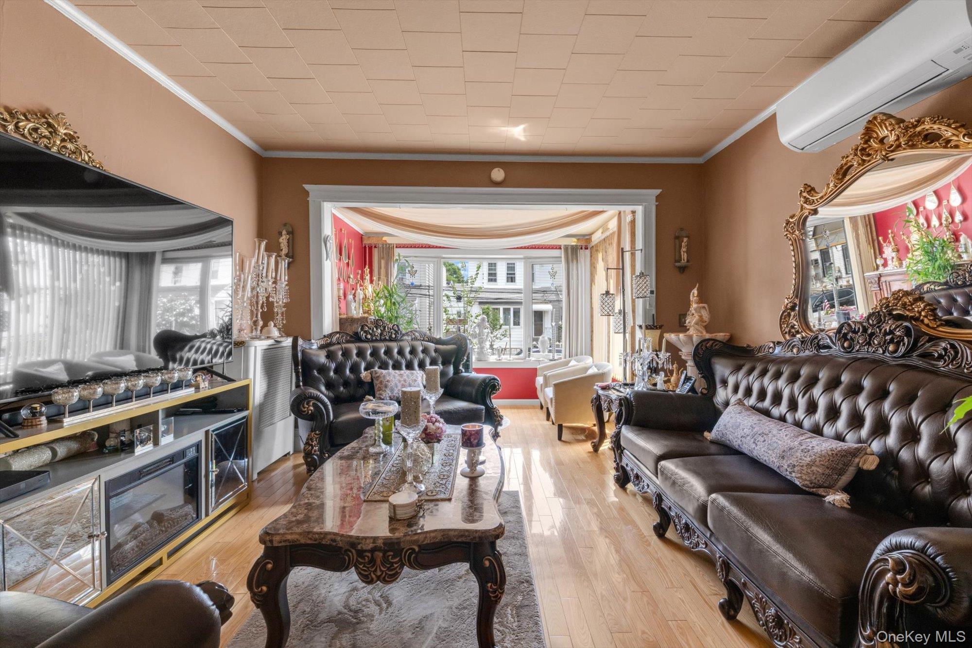 152 Pine St, Brooklyn, NY 11208 photo