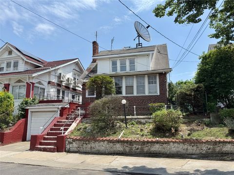 Single Family Residence in Saint Albans NY 187-44 Jordan Avenue.jpg