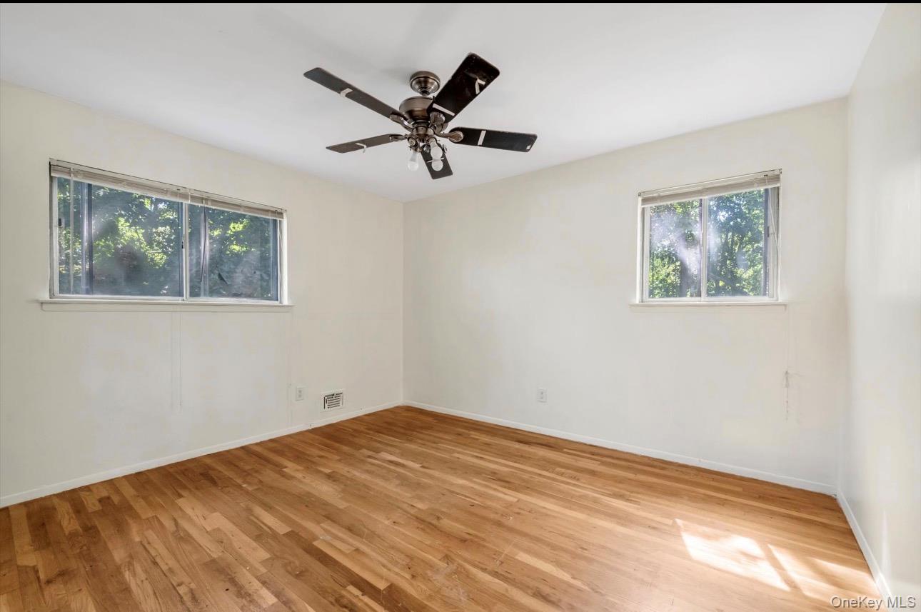 136 Broadway, Greenlawn, NY 11740 photo