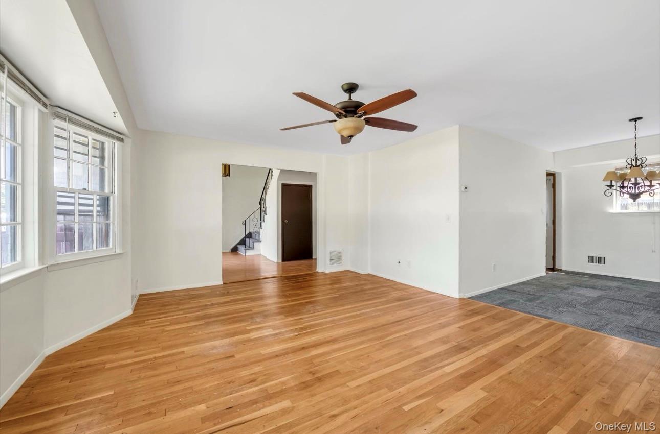 136 Broadway, Greenlawn, NY 11740 photo