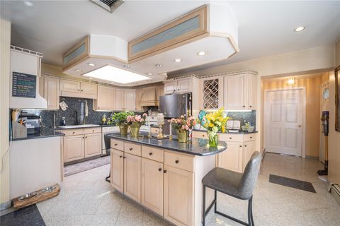 Duplex in Bronx NY 3252 Waterbury Avenue.jpg
