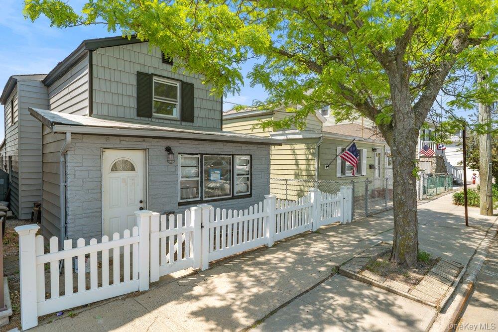 1107 Cross Bay Blvd, Broad Channel, NY 11693