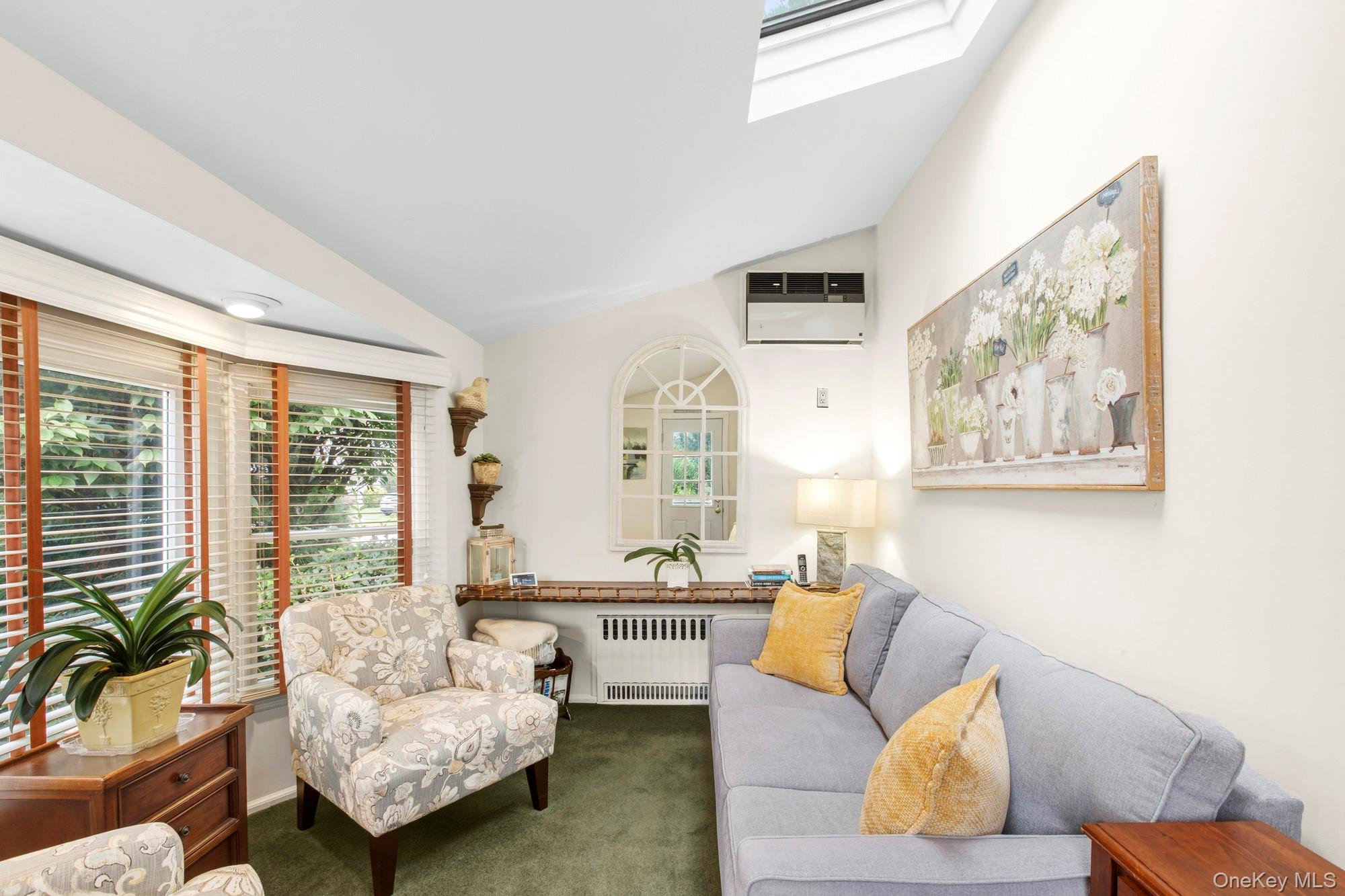 85 Woodlawn Ave, Valley Stream, NY 11581 photo