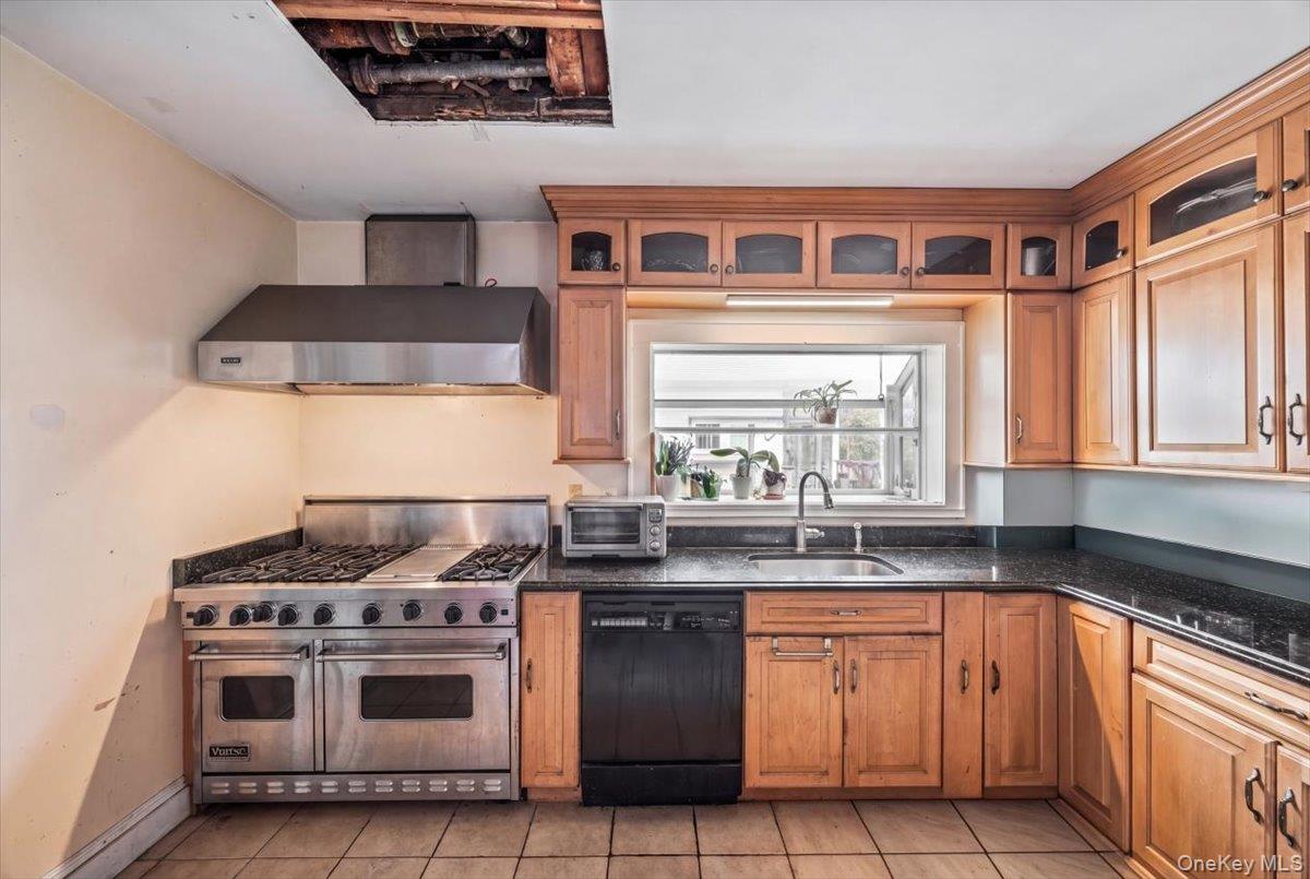 27 Faneuil Pl, New Rochelle, NY 10801 photo