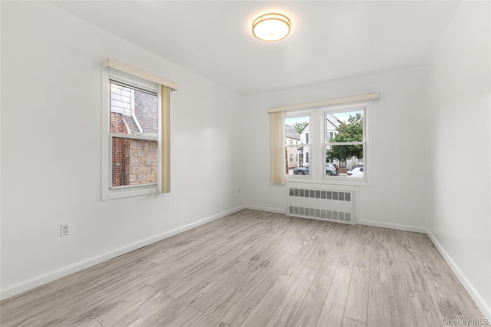 4554 172nd St, Flushing, NY 11358 photo