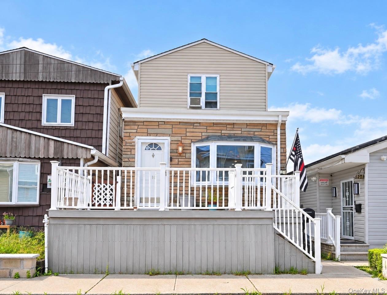 108 6th Rd, Broad Channel, NY 11693