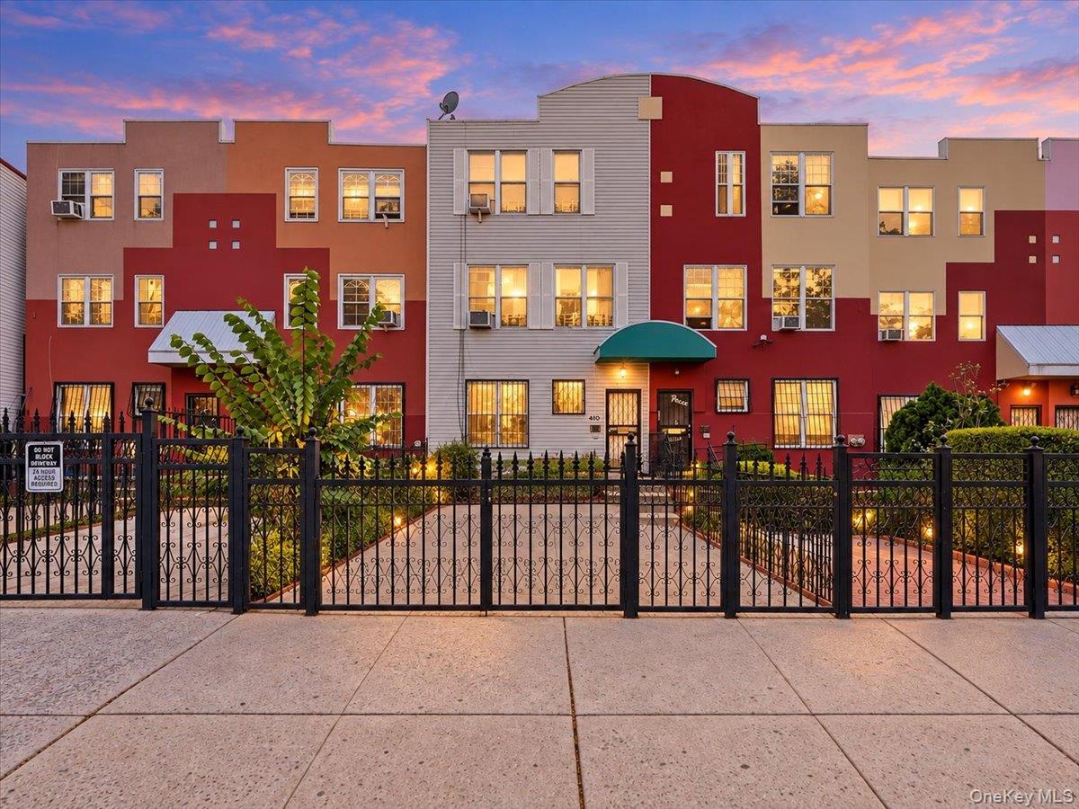 410 155th St, Bronx, NY 10455