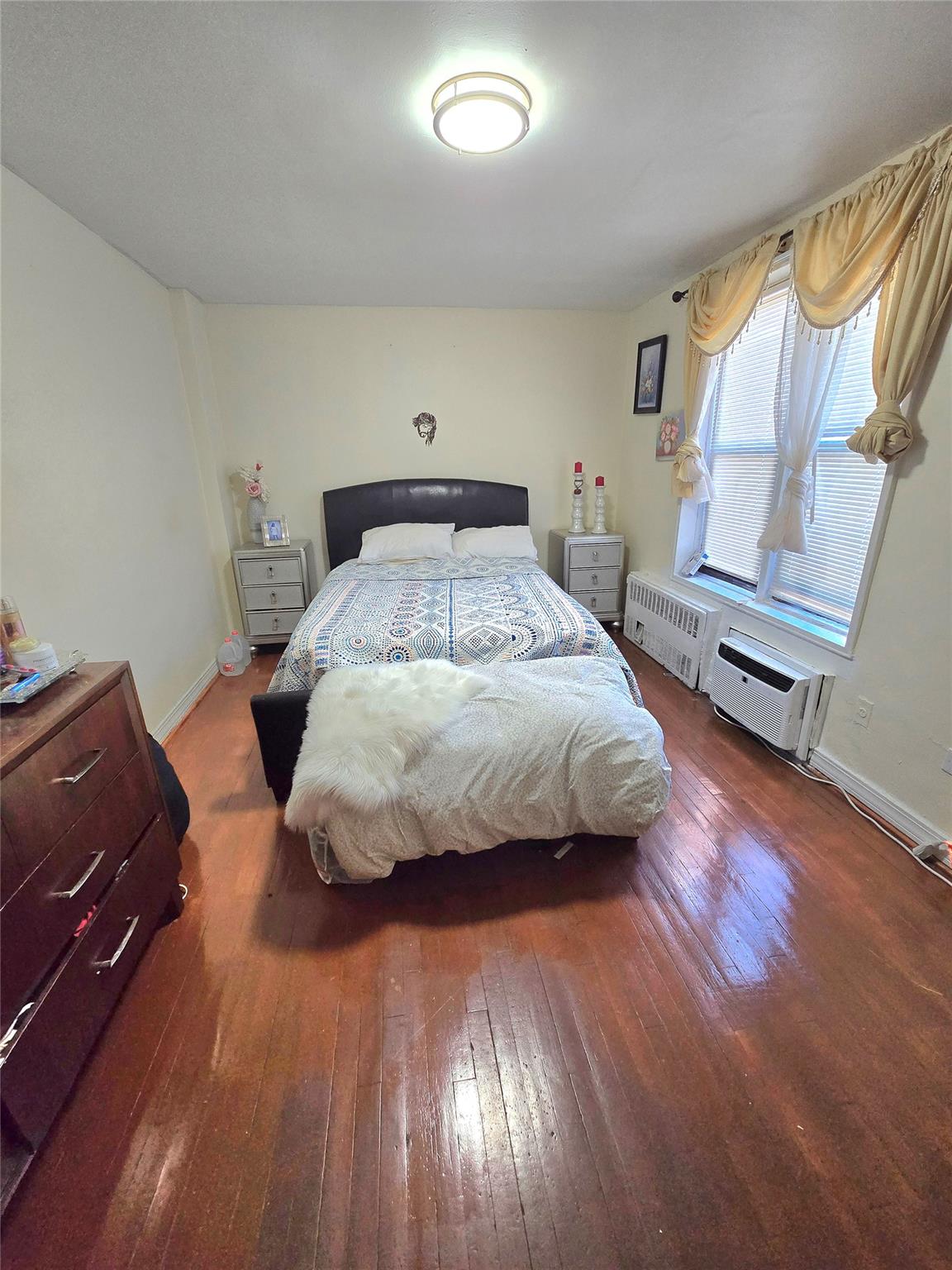 131 11 Kew Gardens Rd #5 F, Richmond Hill, NY 11418 photo