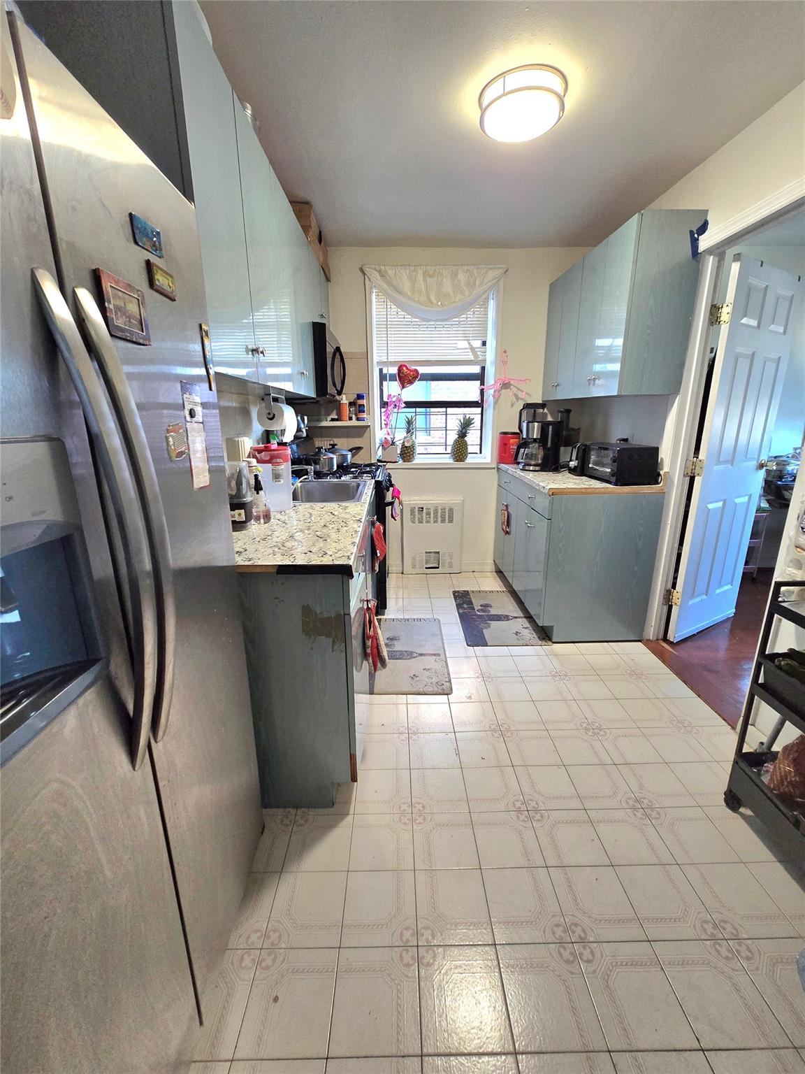 131 11 Kew Gardens Rd #5 F, Richmond Hill, NY 11418 photo