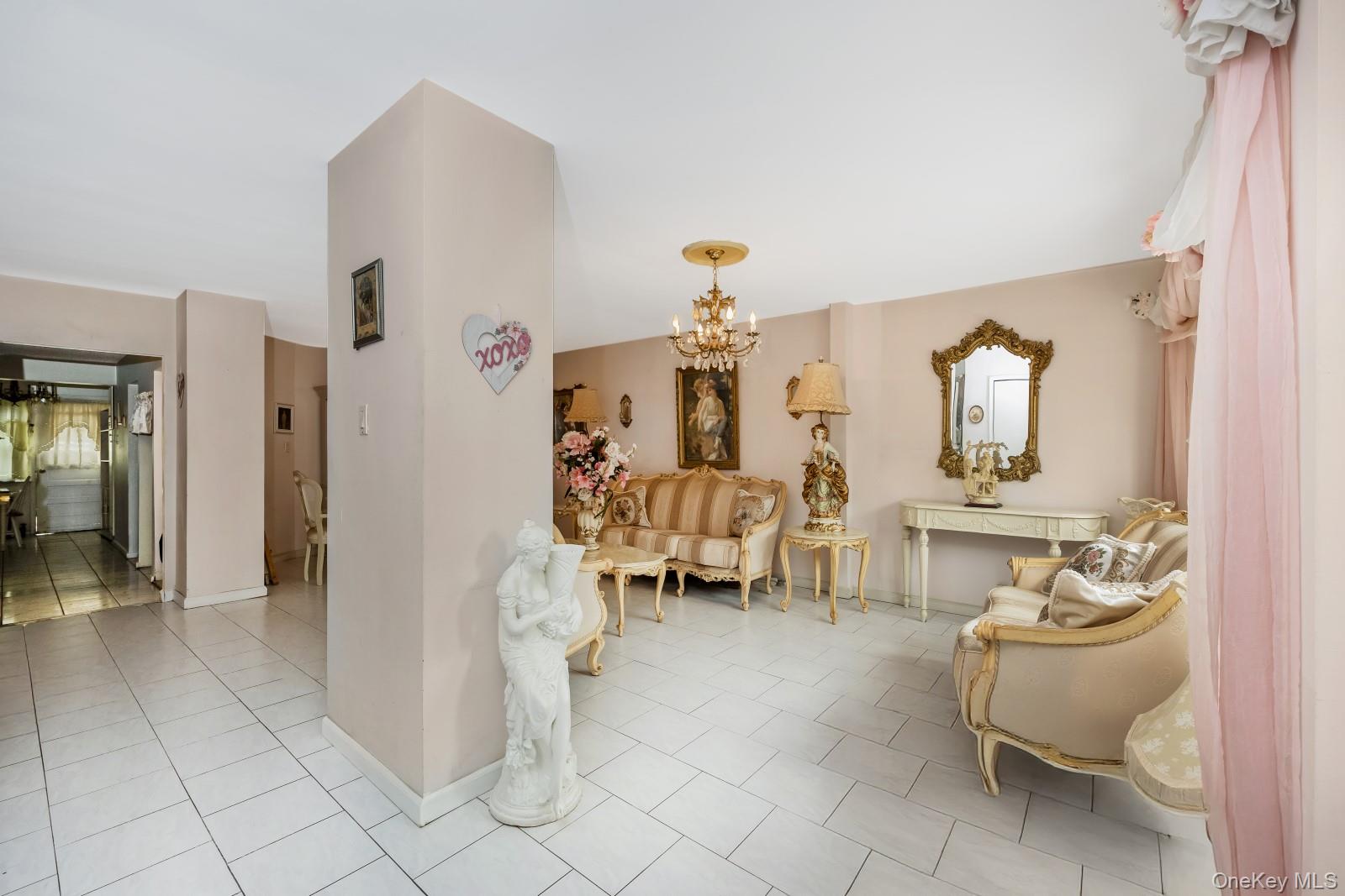 69 11 62nd Dr, Middle Village, NY 11379 photo