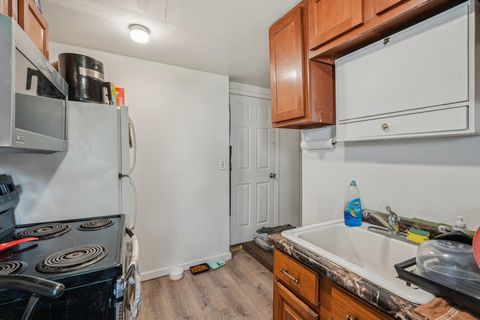 Duplex in Walden NY 30 Elm Street 39.jpg