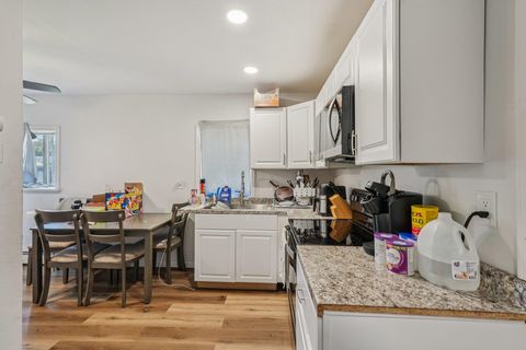 Duplex in Walden NY 30 Elm Street 22.jpg