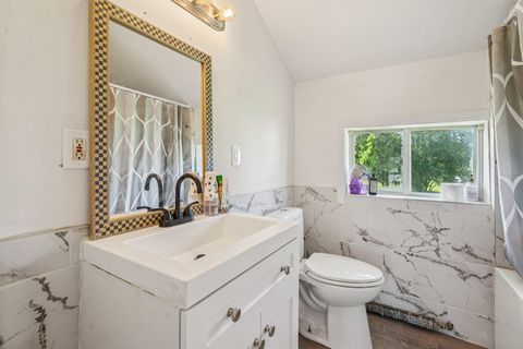 Duplex in Walden NY 30 Elm Street 30.jpg