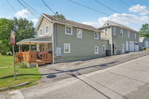 Duplex in Walden NY 30 Elm Street 2.jpg