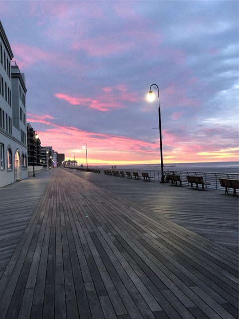 Condominium in Long Beach NY 25 W Broadway #115.jpg