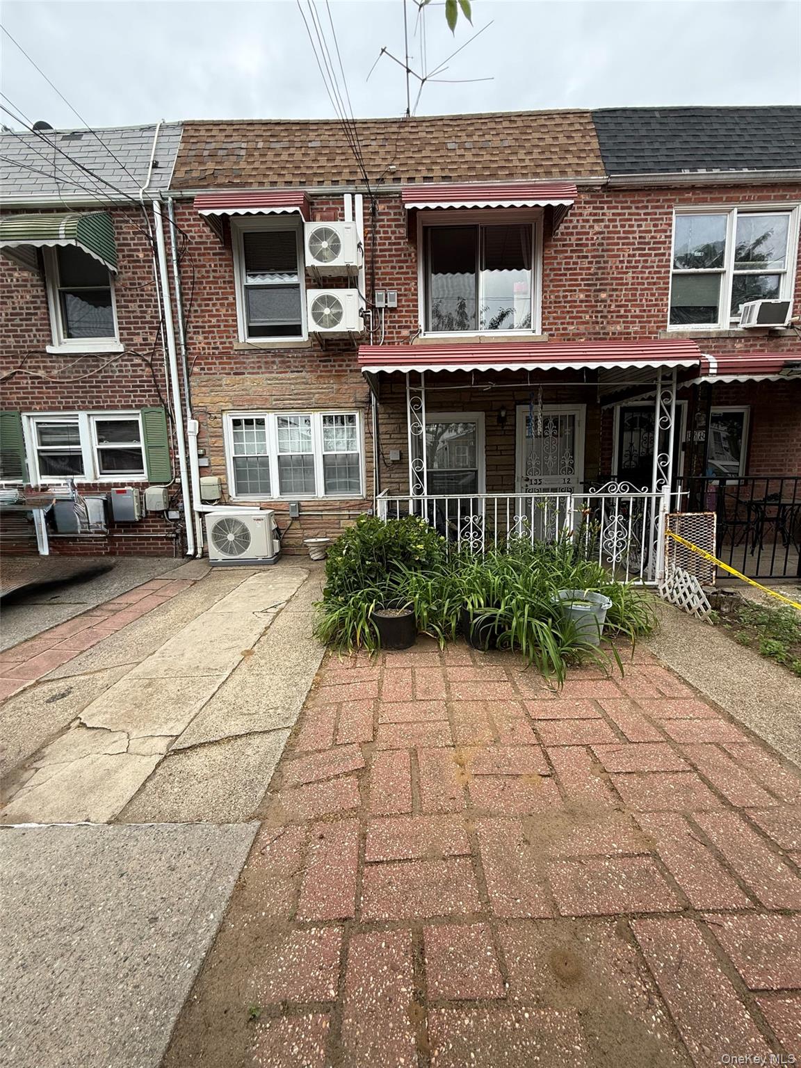 13512 118th St, South Ozone Park, NY 11420