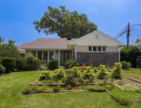 Single Family Residence in Hollis Hills NY 215-28 Peck Avenue.jpg